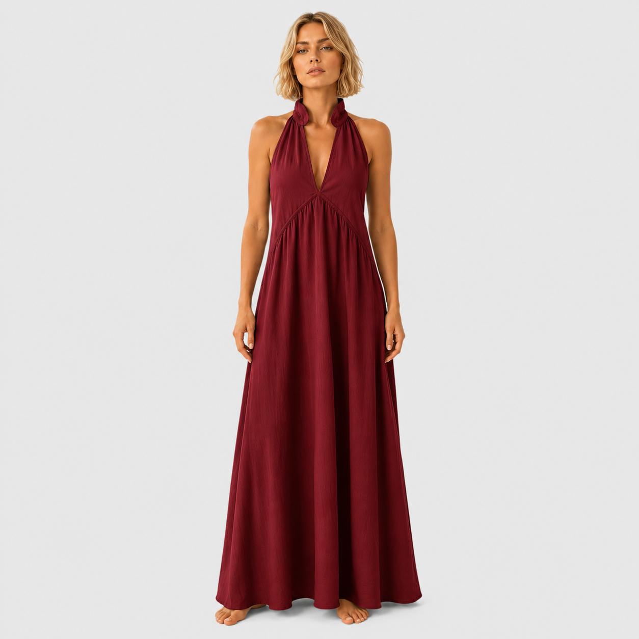 Clara - Vestido largo con cuello alto abierto sin mangas