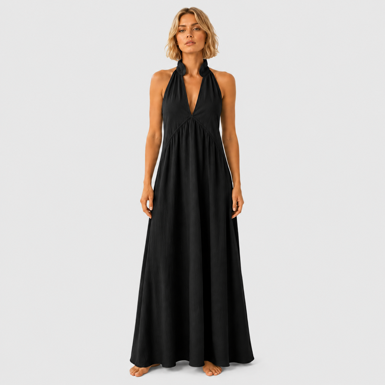 Clara - Vestido largo con cuello alto abierto sin mangas